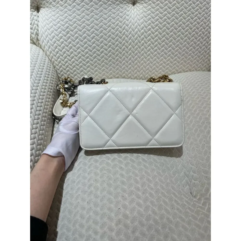 Chanel Women Pre-Loved Bag Very Good Condition